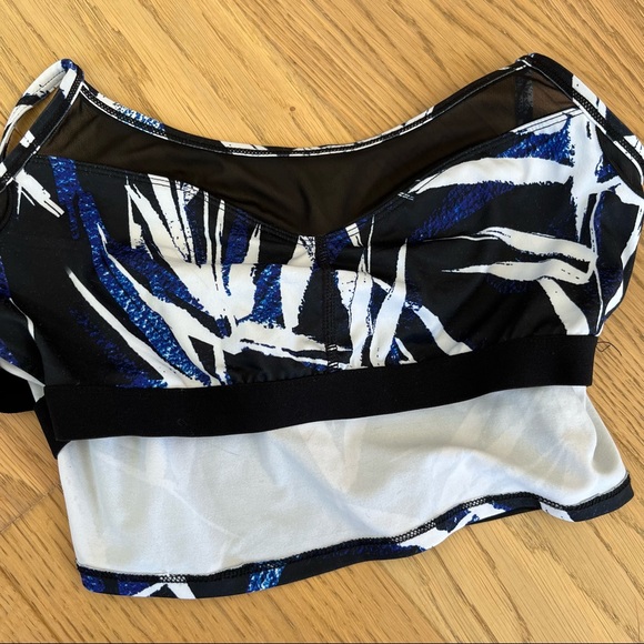 Fabletics Mesh Back Bra - Picture 8 of 8